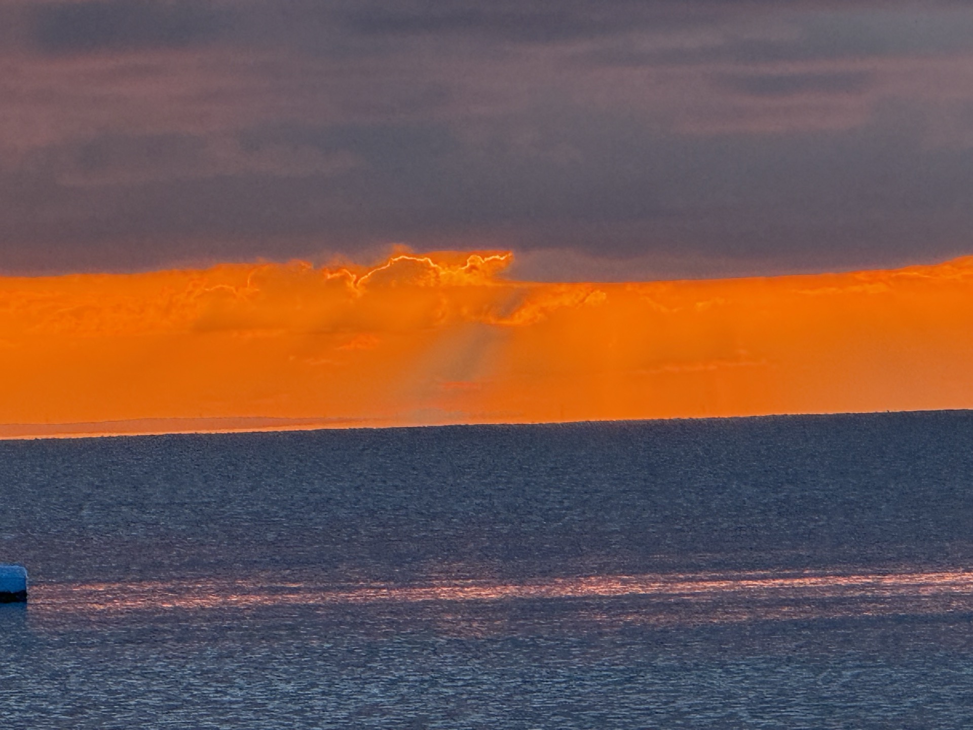 Ocaklar Turuncu Günbatımı