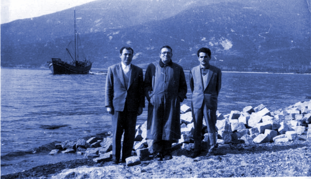 Başöğretmen Ahmet Gürgen Ocaklar sahilinde